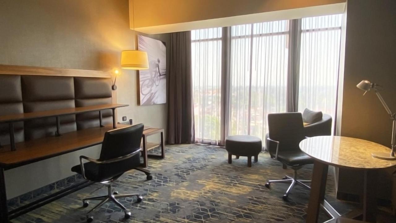 Fiesta Americana Monterrey Pabellon M. Eksteriør bilde A room at the hotel