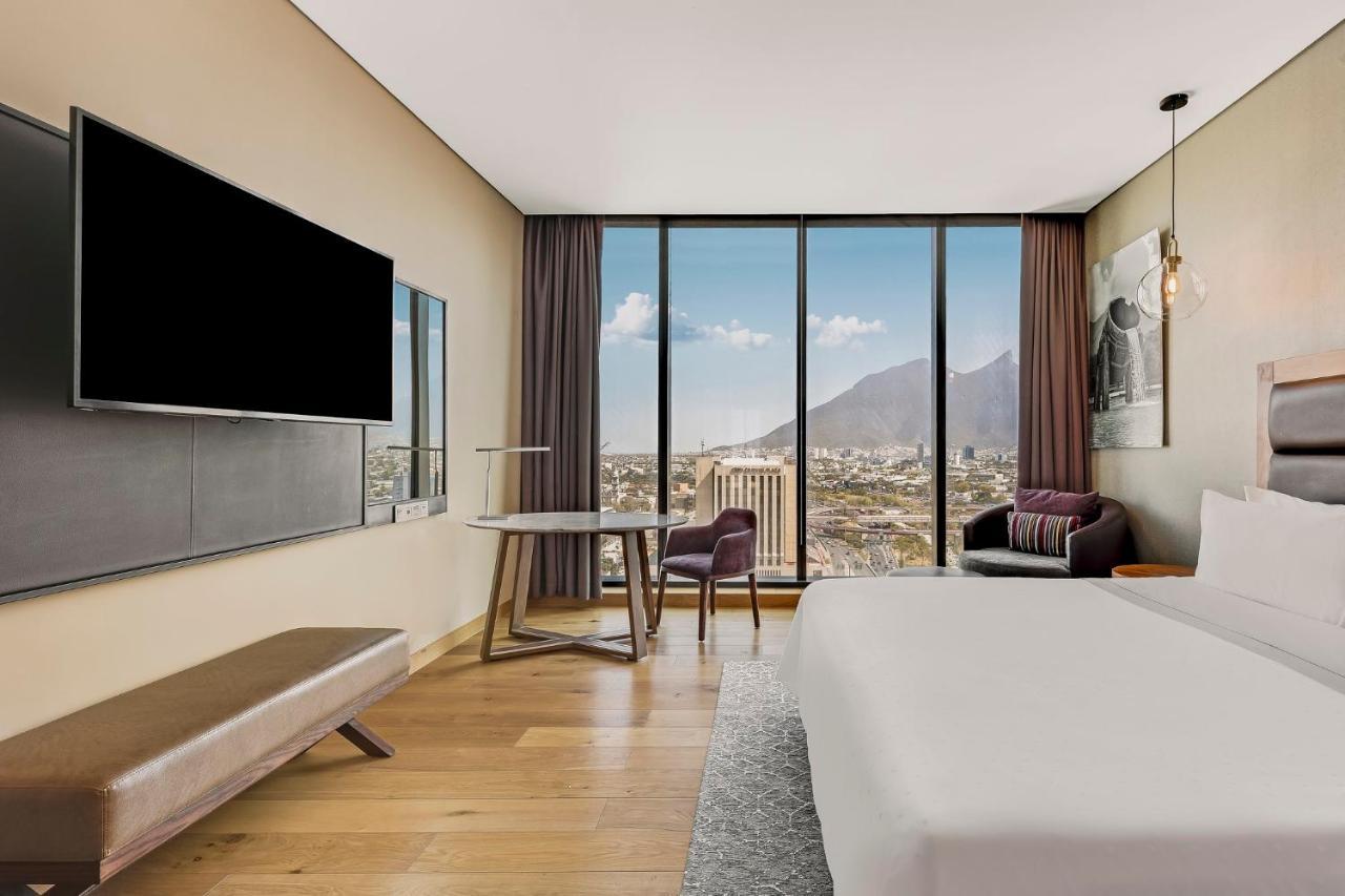 Fiesta Americana Monterrey Pabellon M. Eksteriør bilde Deluxe room