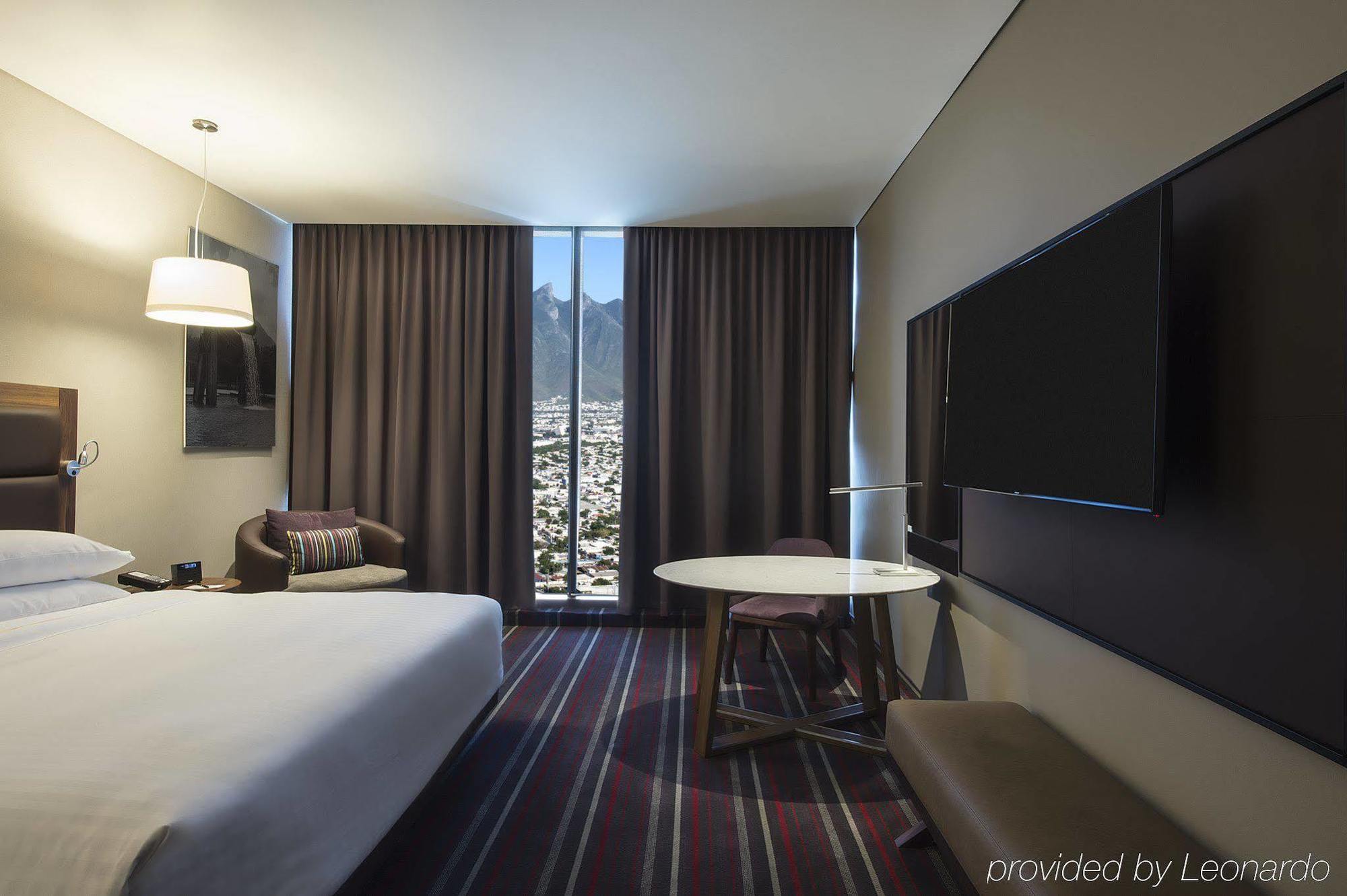 Fiesta Americana Monterrey Pabellon M. Eksteriør bilde A room at the hotel